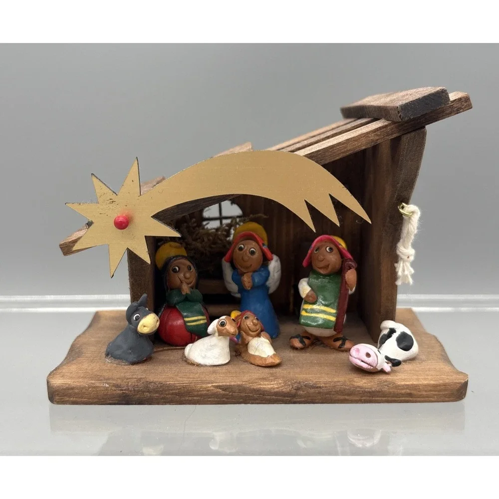 Vintage Nativity Set In Manger 3D Diorama Wood Hand Crafted by Franciscan Monks‎